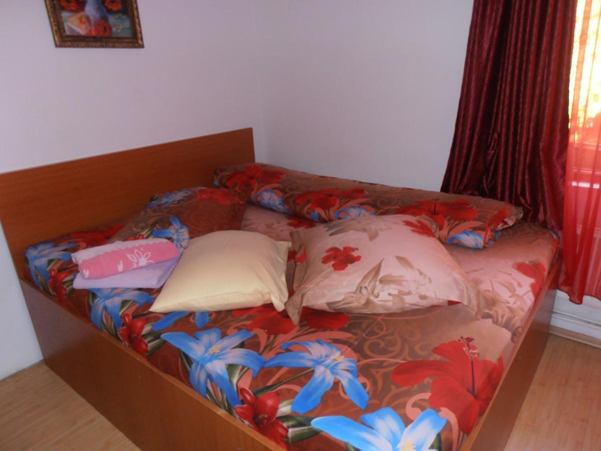 Pensiunea Sans Rival Iasi Zimmer foto